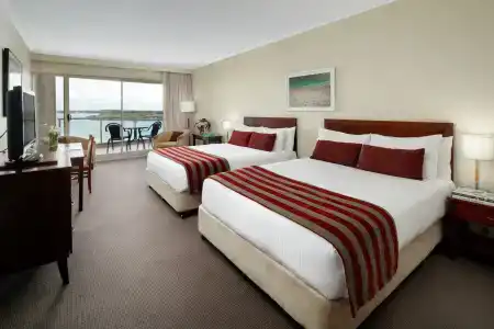 Rydges - 142