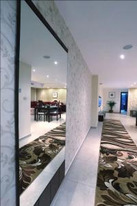 City Rose Suites - 44
