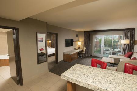 The Broadway - a DoubleTree by Hilton - 60
