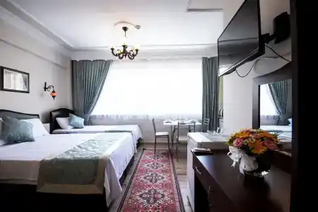 White Pearl Apart - 79