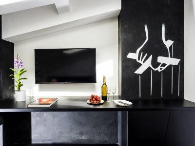 Duomo Suites & Spa - 79