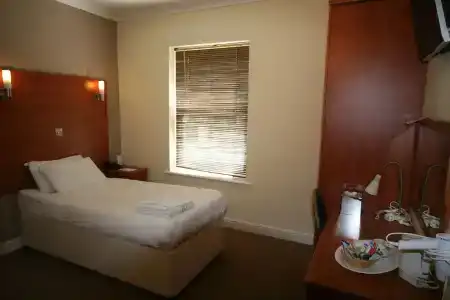 The Edgbaston Palace - 20