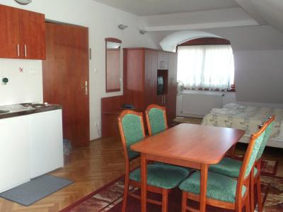 Helios Apartman - 127