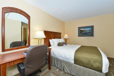 Best Western Plus Clocktower Inn - 87