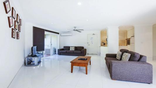 Mari Court - 156