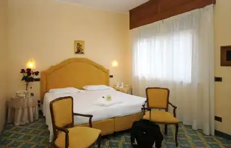 Grand Excelsior - 23