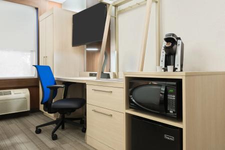Holiday Inn Express & Suites - Nearest Universal Orlando, an IHG - 58
