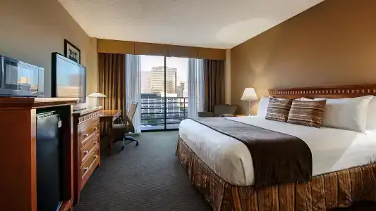 Best Western Plus Bayside Inn - 86