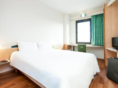 Ibis Barcelona Castelldefels - 3
