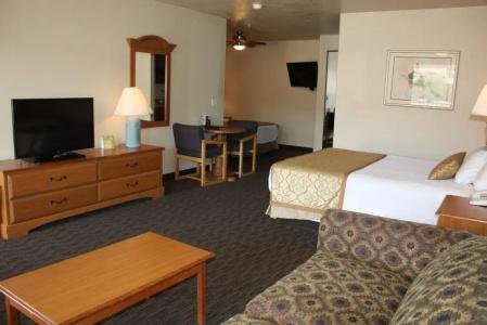 St. George Inn and Suites - 50