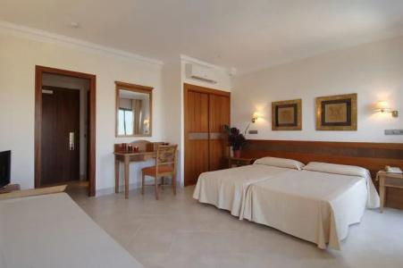 Montjoi by Brava Hoteles - 55