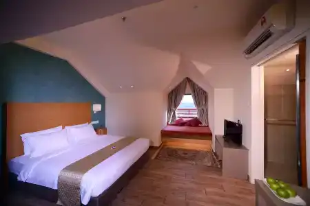 Bella Vista Waterfront Resort, Langkawi - 4