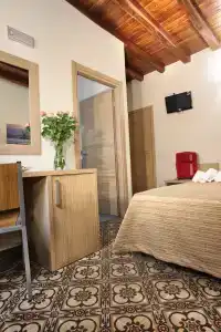 Porta delle Botteghelle - 100