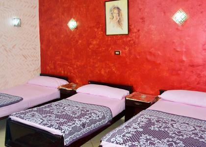 City Hostel - 125