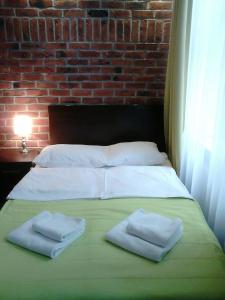 Artus - Old Town - 36