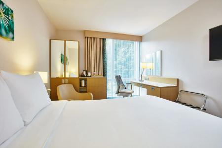 Hilton Garden Inn Birmingham Brindley Place - 36