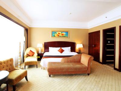 Grand International - 60