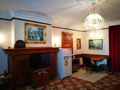 Mayfair on Cavell - 72