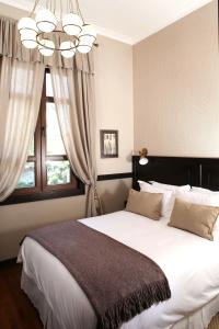 Boutique Castillo Rojo - 41