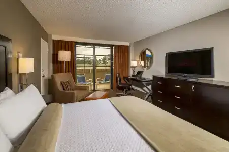 Sonesta Miami Airport - 31