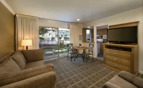 Best Western Plus - 141
