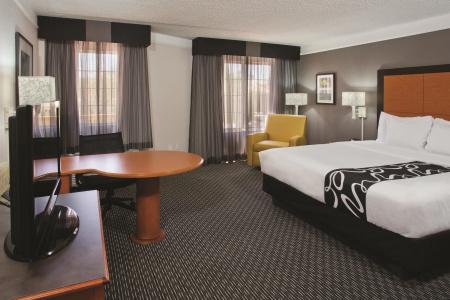 La Quinta by Wyndham Tucson Airport - 28