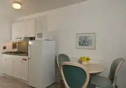 Singapore - - 16