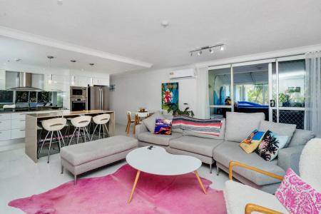 Burleigh Beach Tower - 42