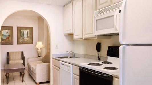Holiday Inn & Suites, An Ihg - 48