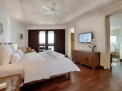 Pullman Danang Beach Resort - 4