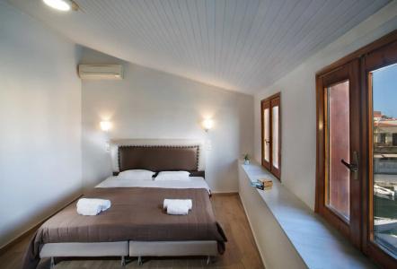 Faros Rooms & Suites - 67