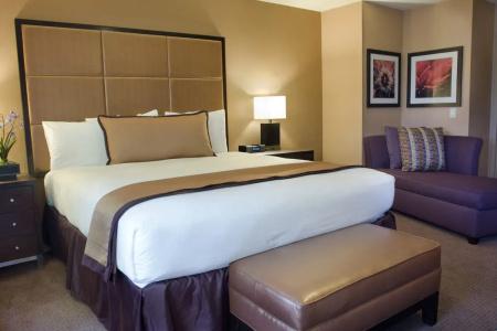 Mariposa Inn and Suites - 25