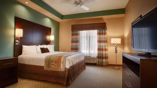 Best Western Plus Suites - 38