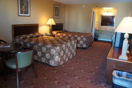 Sundial Inn - 13