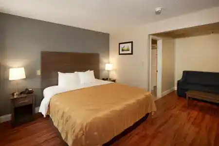 Quality Inn at Fort Gordon - 59
