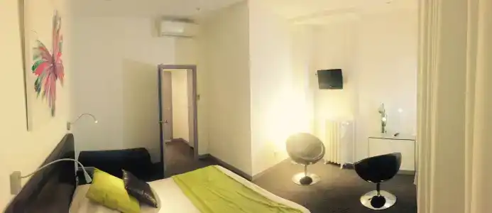 Hôtel Le Capitole - 97
