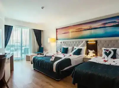 The Lumos Deluxe Resort & Spa - 5