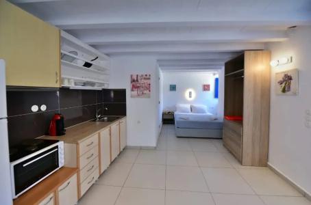 Douskos Guesthouse - 219