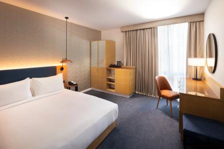 Hilton Garden Inn Bristol City Centre - 45