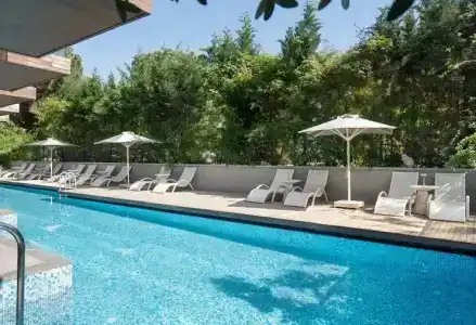 DoubleTree by Hilton Kusadasi - 52