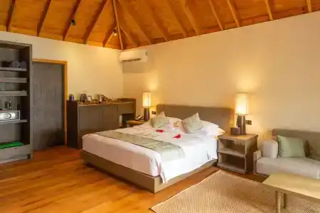 Veligandu Island Resort & Spa - 44