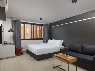 Prime Town - Posh & Port Phuket - 59