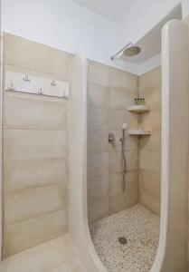 Venetian Suites - 215