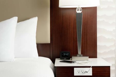 DoubleTree Suites by Hilton Phoenix - 35
