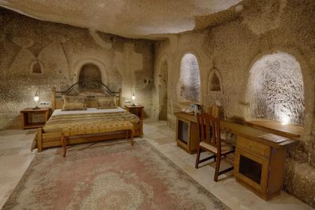 Hera Cave Suites - 170