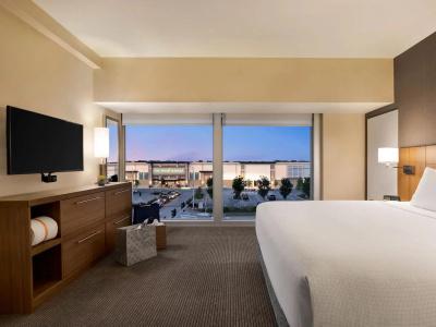 Hyatt Place Virginia Beach Town Center - 41