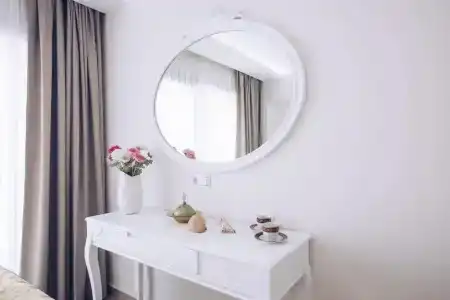Princess Kinli Suites - 21