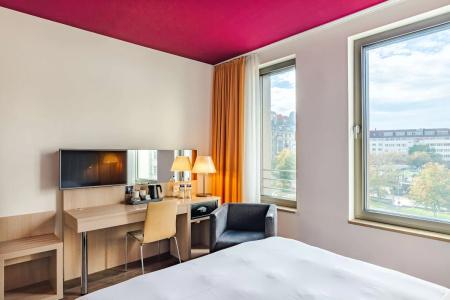 Park Inn by Radisson Stuttgart - 39