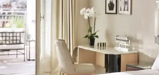 Hôtel Plaza Athénée - Dorchester Collection - 78