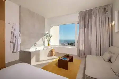 Higueron Malaga, Curio Collection by Hilton - 113